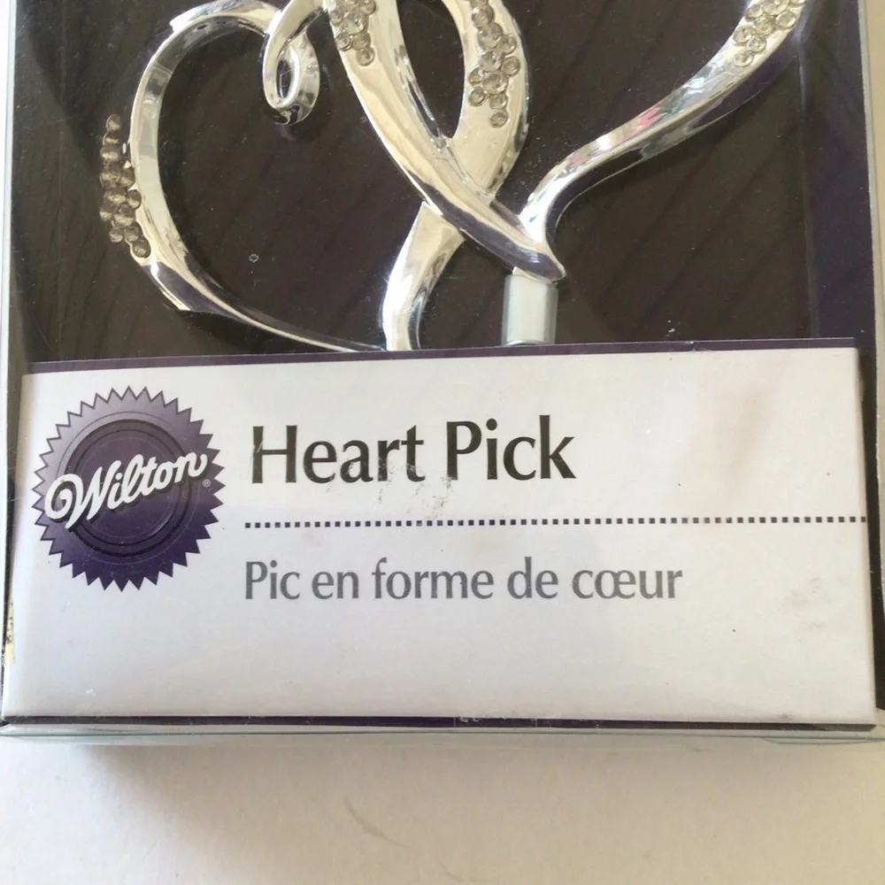 WILTON CAKE HEART PICK WEDDING CAKE TOPPER NWT